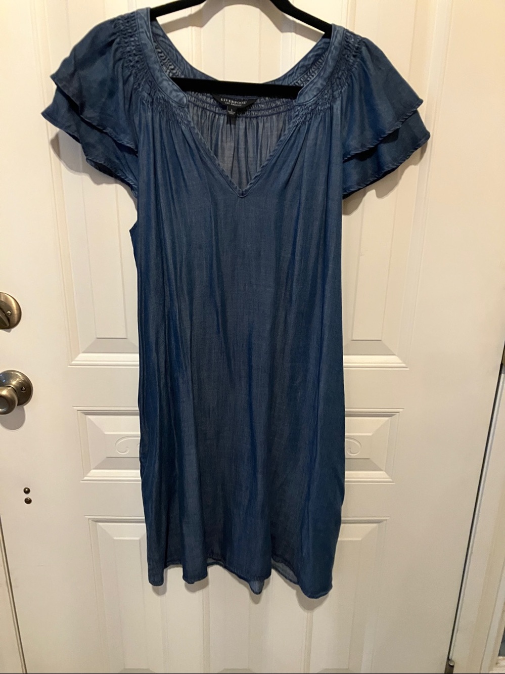 Liverpool Women's Blue V-Neck Smocked Dress Pockets Large